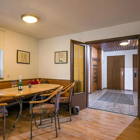 مويدا-فيرينفونونغ شقة *